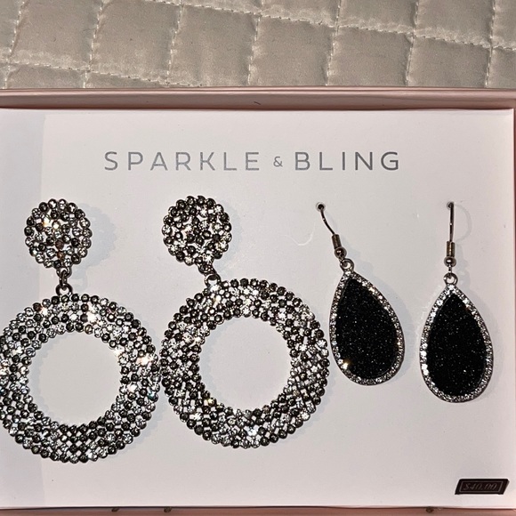 NIB- Sparkle & Bling Faux 2pr of Lab Created Stone Earrings - Picture 4 of 6
